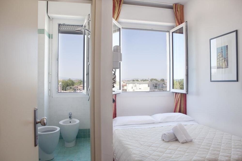 Hotel Salsedine " 5 Mt From The Beach ! " Rimini Exterior photo
